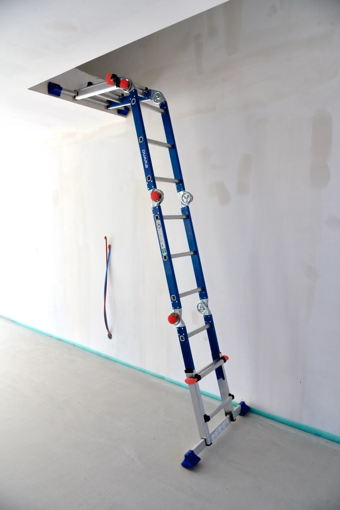 Echelle articulée Opti+ Pro fonction écarteur de mur